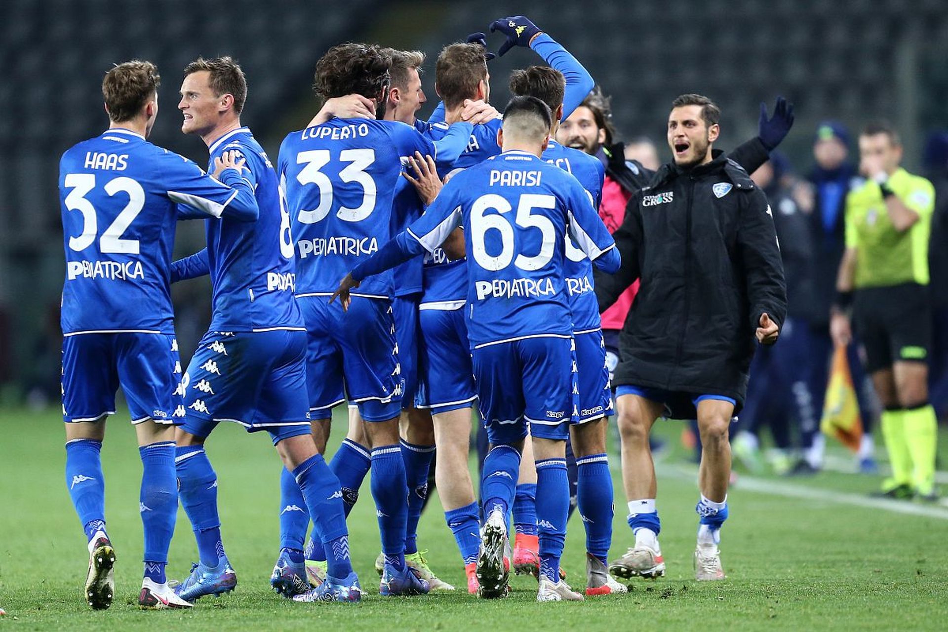 主场以湿热 主场以湿热